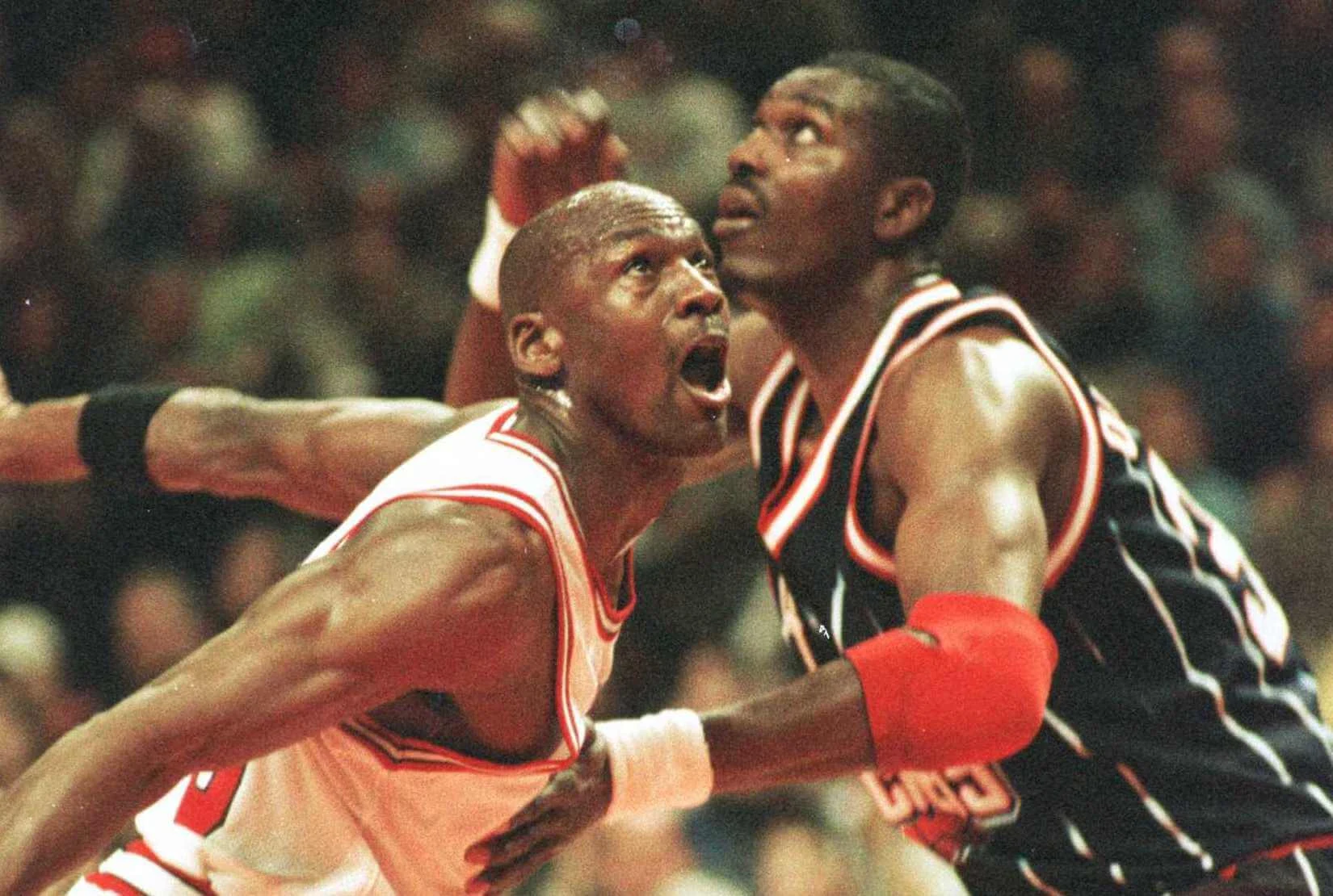 Published hero image accompanying Remembering Michael Jordan’s defeat by a fasting Hakeem Olajuwon during Ramadan.